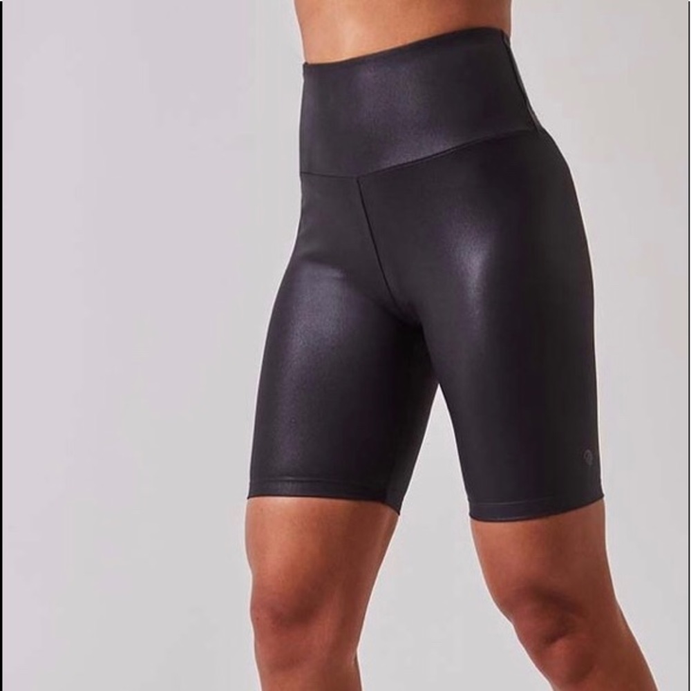 MPG Push High Waisted Biker Short- never worn